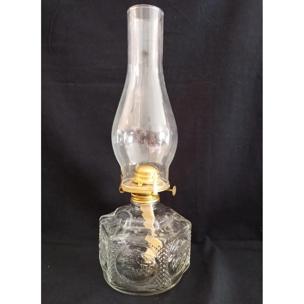 Vintage Lamplight Farms Oil Lamp Clear Hexagon Horse Buggy Farm Scene W Chimney
